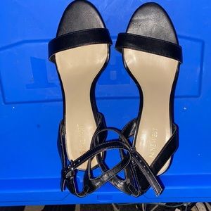 Brand New never used. Ready for pick up or shopping.